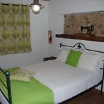 Hétvégi ház Casas No Terreiro *
