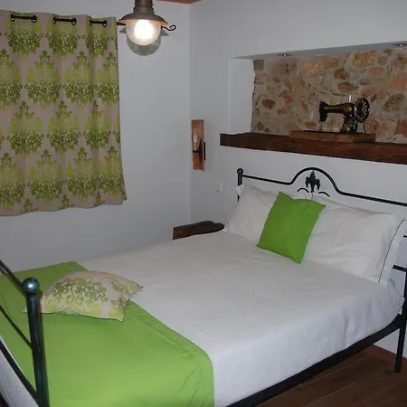 Hétvégi ház Casas No Terreiro *