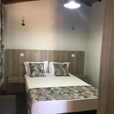 Casas No Terreiro